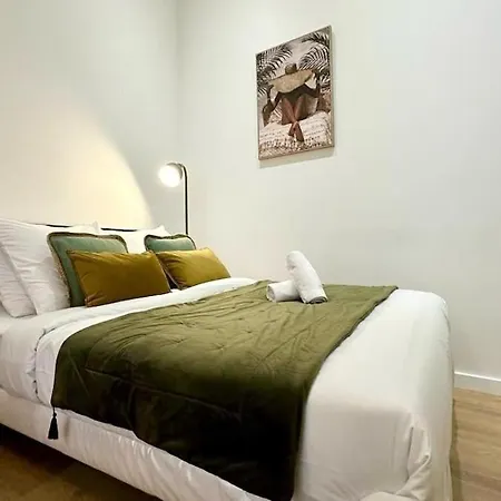 Vitton 1 - Montchat Apartman *